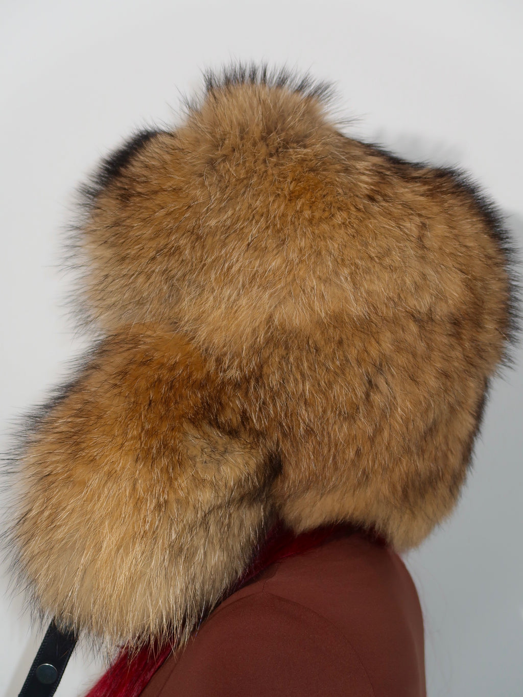 Bonnet impérial en fourrure de raton laveur